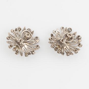 A A Tillander demi-parure suite.