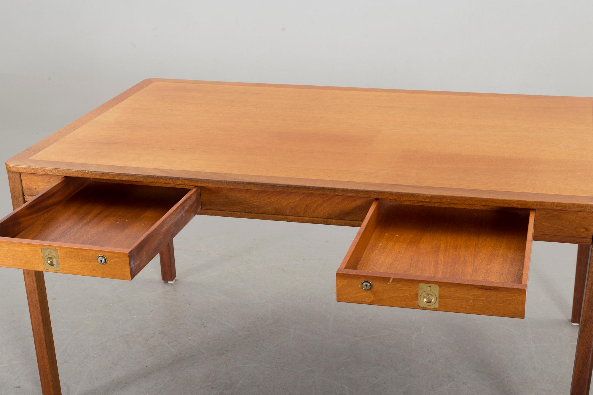 GÖRAN MALMBERG, a writing desk for Bröderna Andersson later part of the 20th century.