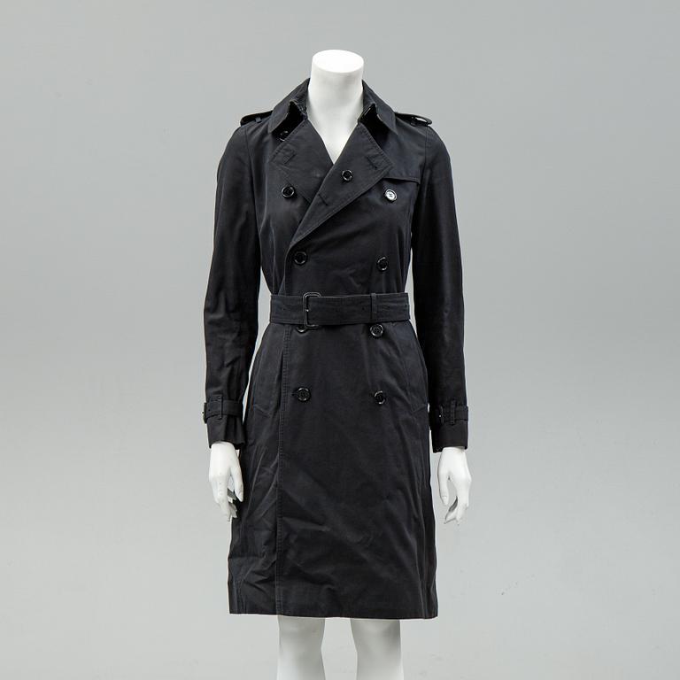 Burberry, rock, storlek 32.