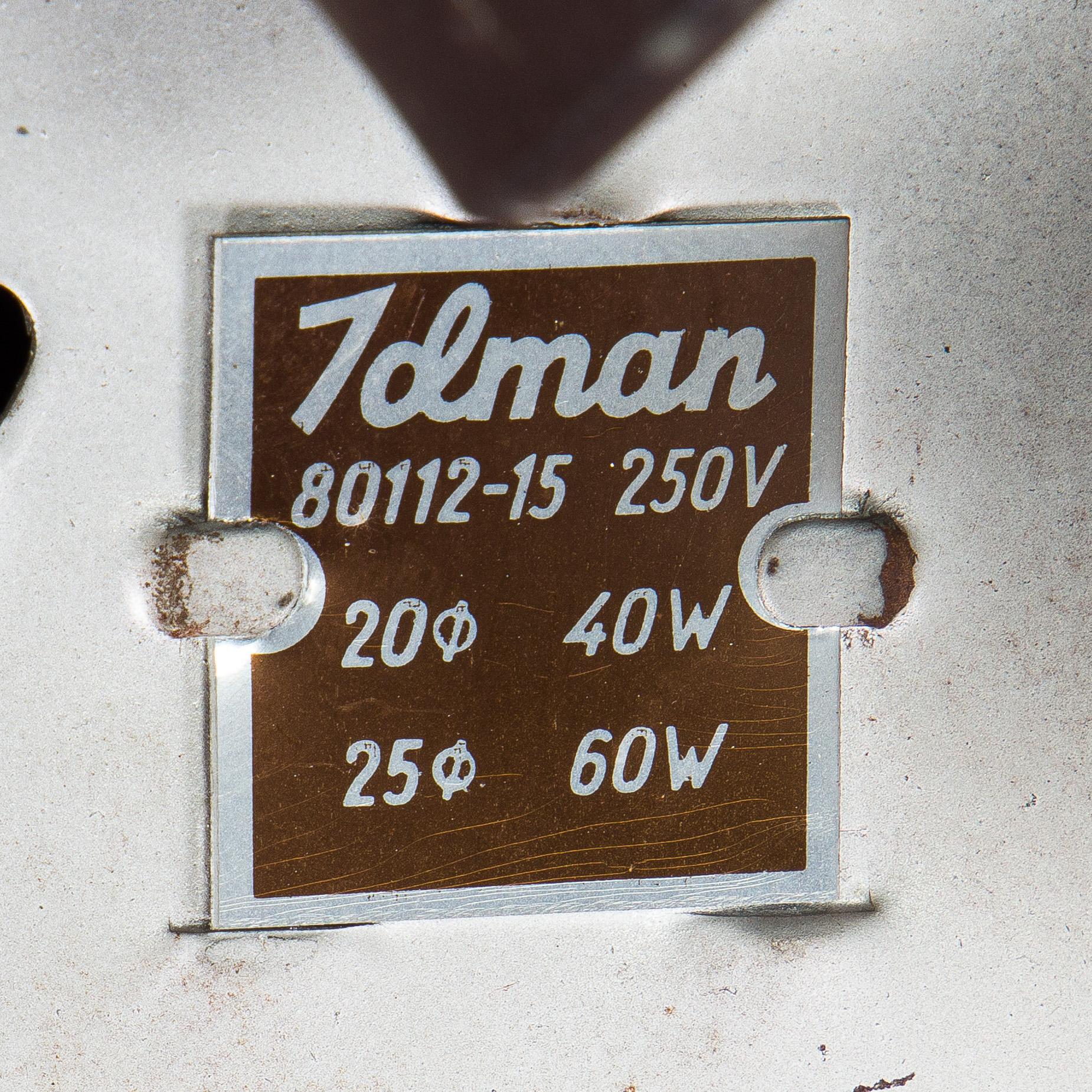 Paavo Tynell, taklampor, 4 st modell 80113 (80112-25) Idman 1900-talets mitt.