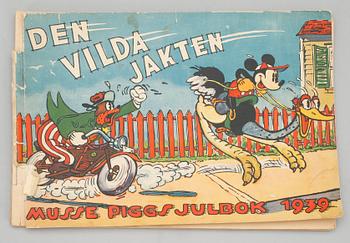 BOK, "Musse Piggs Julbok", Åhlen & Åkerlunds Förlag, 1939.