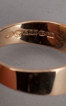 ELIS KAUPPI, RING, guld 14K och bergskristall, Eelis Kauppi, Kupittaan Kulta, Åbo, 1966. Tot. vikt ca 10, 4 gram.