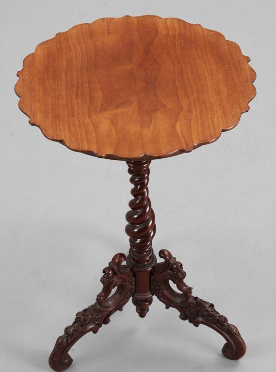 LAMPBORD, nyrokoko, 1800-talets senare hälft.