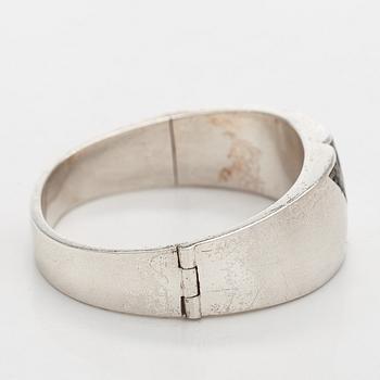 Björn Weckström, bracelet, “Astaire”, silver, grey granite, Lapponia 1987.