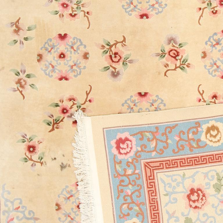 MATTA, Kina. Ca 235 x 335 cm.