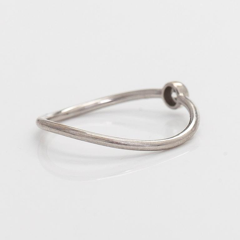 Tiffany & Co, Elsa Peretti, ring, "Wave", platina med briljantslipad diamant.