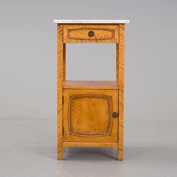 SÄNGBORD, 1920-tal.