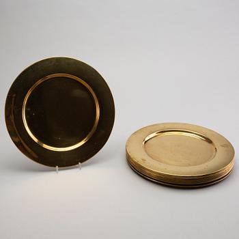 KUVERTTALLRIKAR,11 st,  Stelton, Danmark. (1 omärkt kuverttallrik i mässing medföljer).