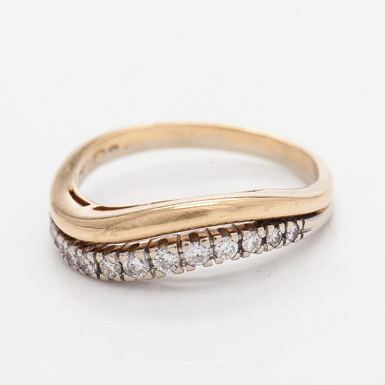 Ring, brilliant cut diamonds, 14K gold and white gold.