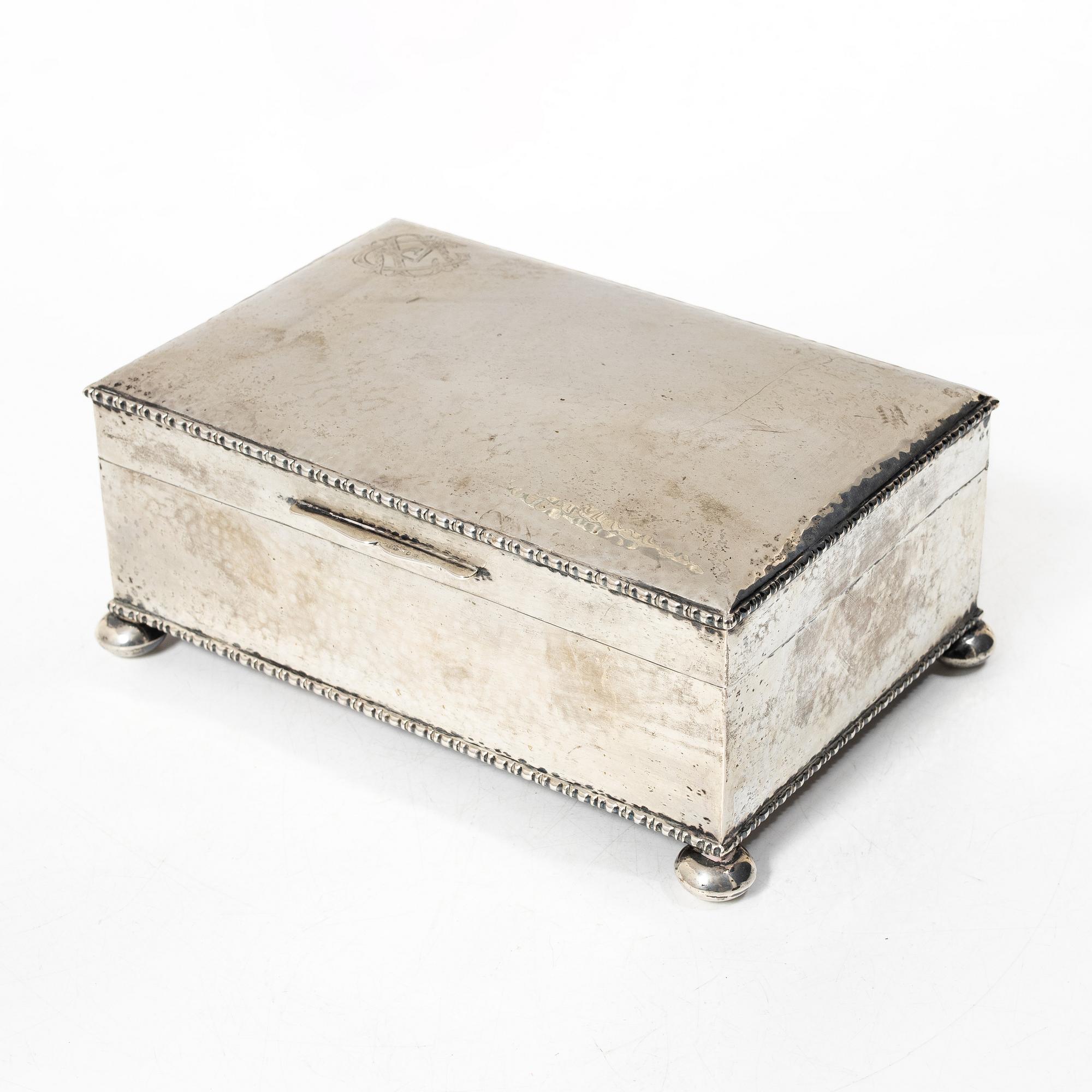 Skrin, silver, svensk importstämpel, Stockholm 1923.