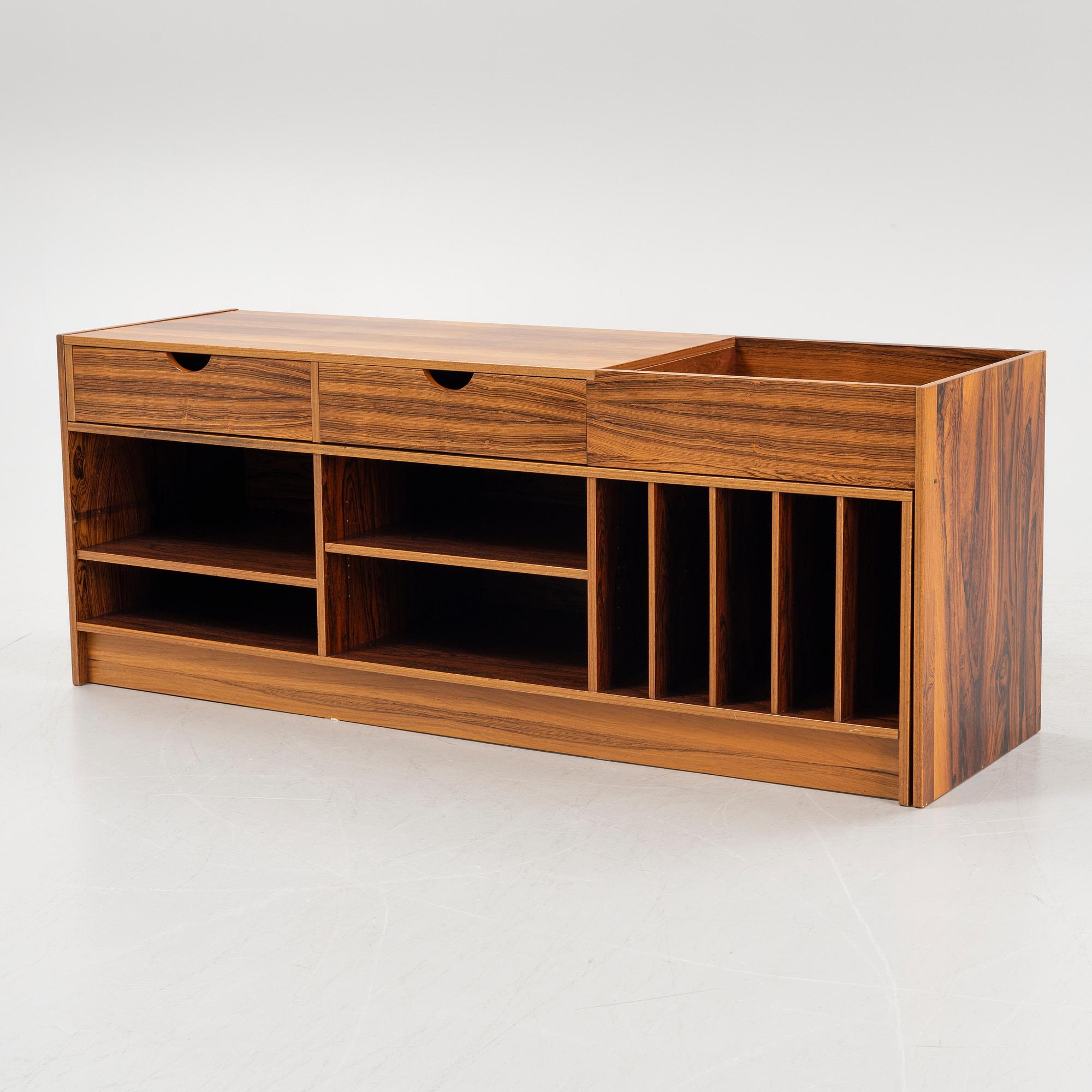Stereobänk/sideboard, 1970-tal.