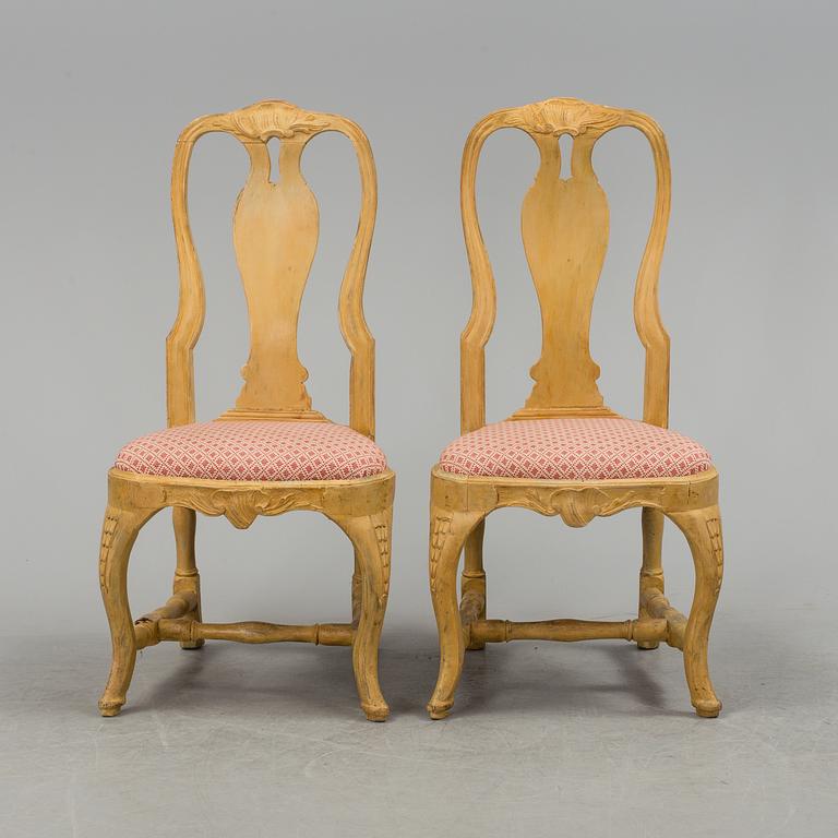 6 rococo chairs from the 18th century.