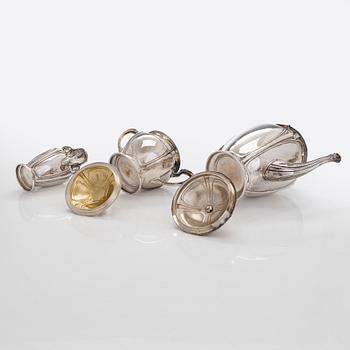 Teservis, 3 delar, silver, importstämplade i Prag 1901-1921.