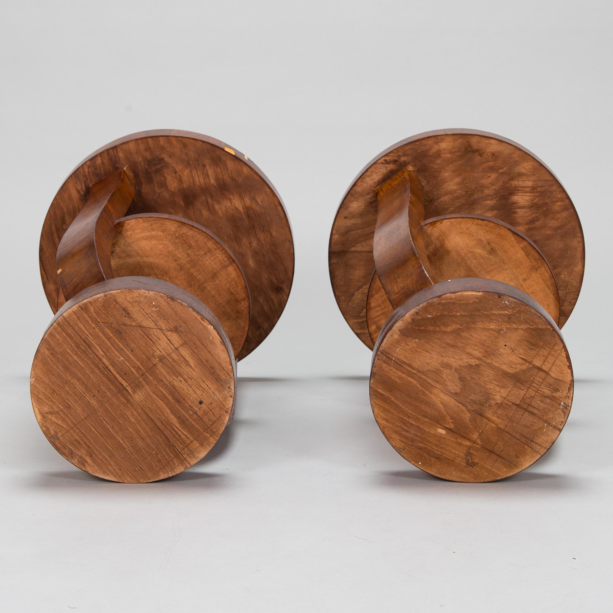 A pair of Art Deco style side tables/bedside tables, modern production.