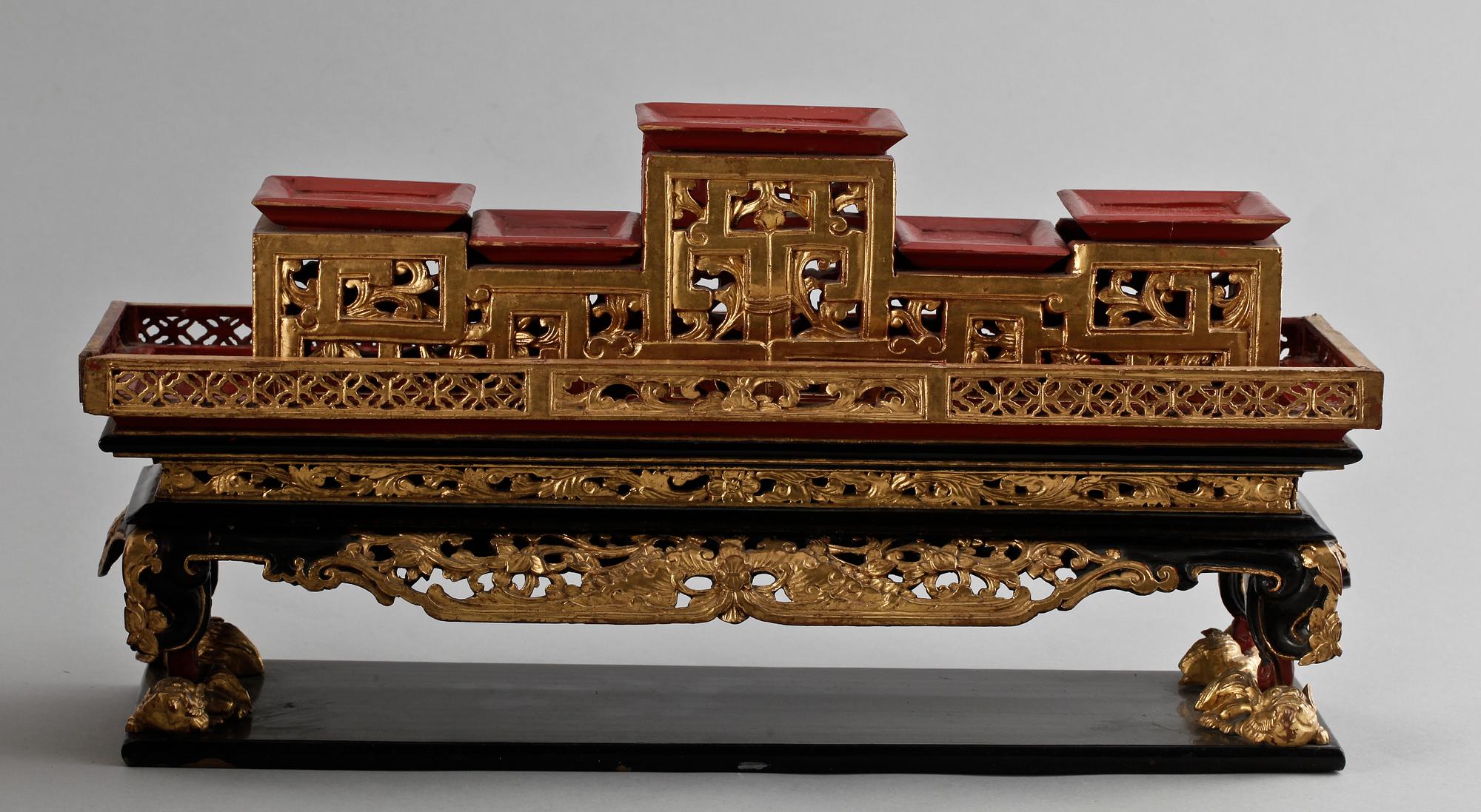 ALTARE, Kina. 1900-talets första hälft.