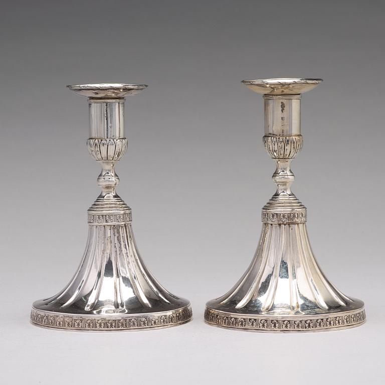 Johan Wasserman, ljusstakar, sk spelstakar, ett par, silver, Lindesberg 1780. Gustavianska.