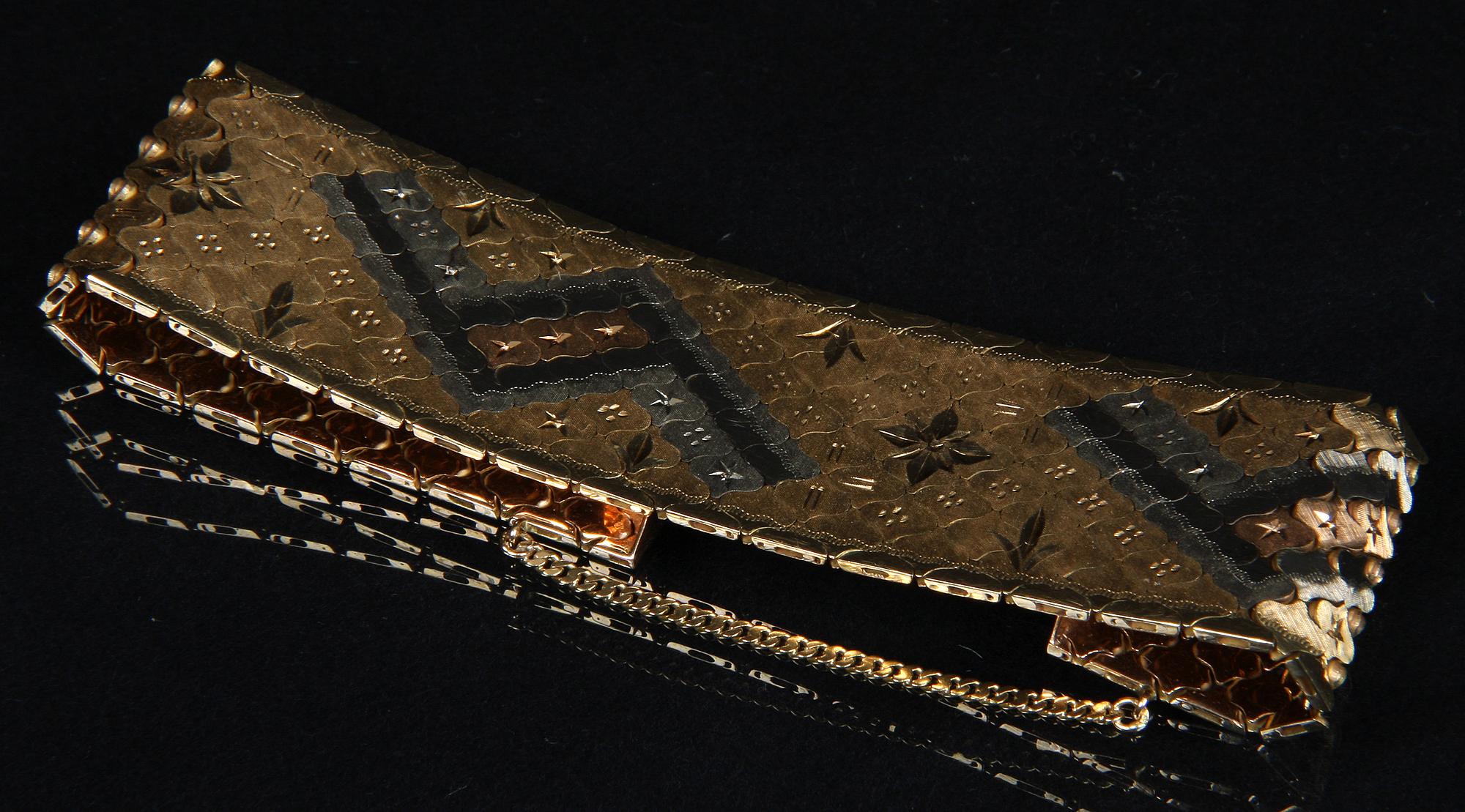 ARMLÄNK, 18k guld, 70 g.