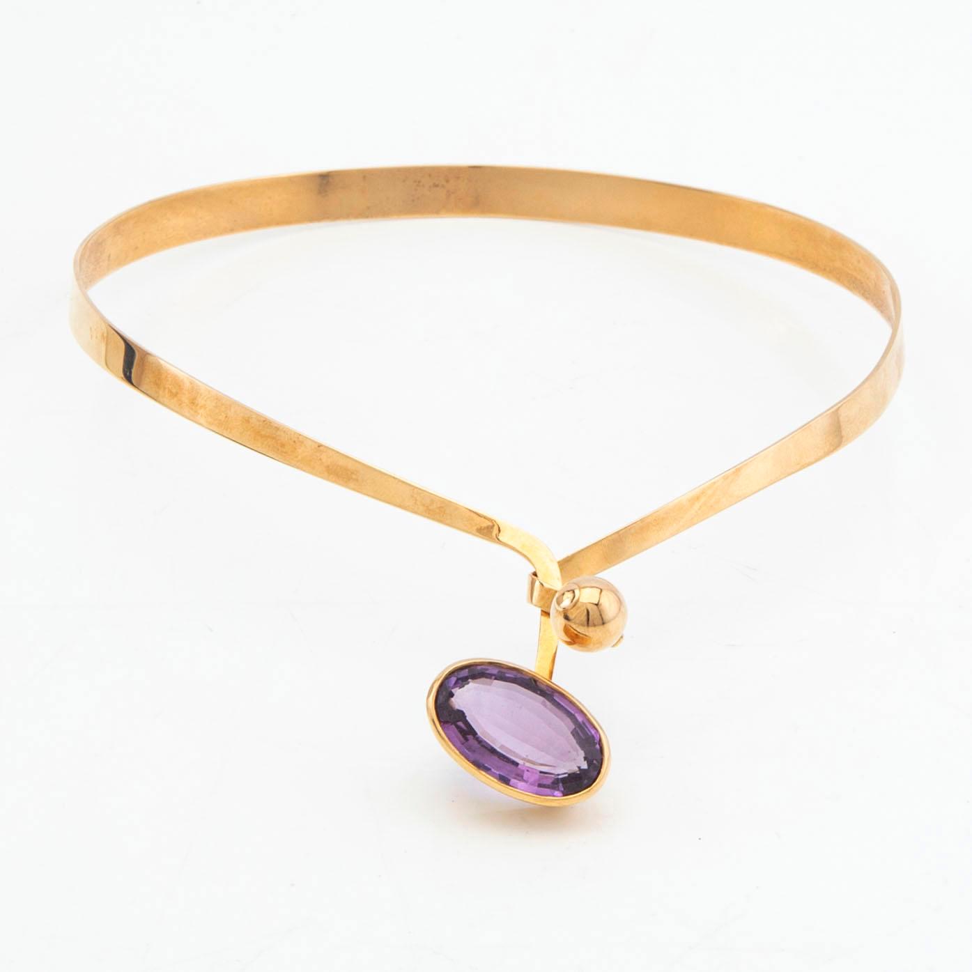 Necklace, 18K with amethyst.