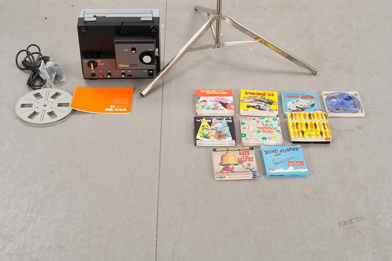 DISNEYFILMER Super 8 MED PROJEKTOR OCH FILMDUK, 1960-70-TAL.