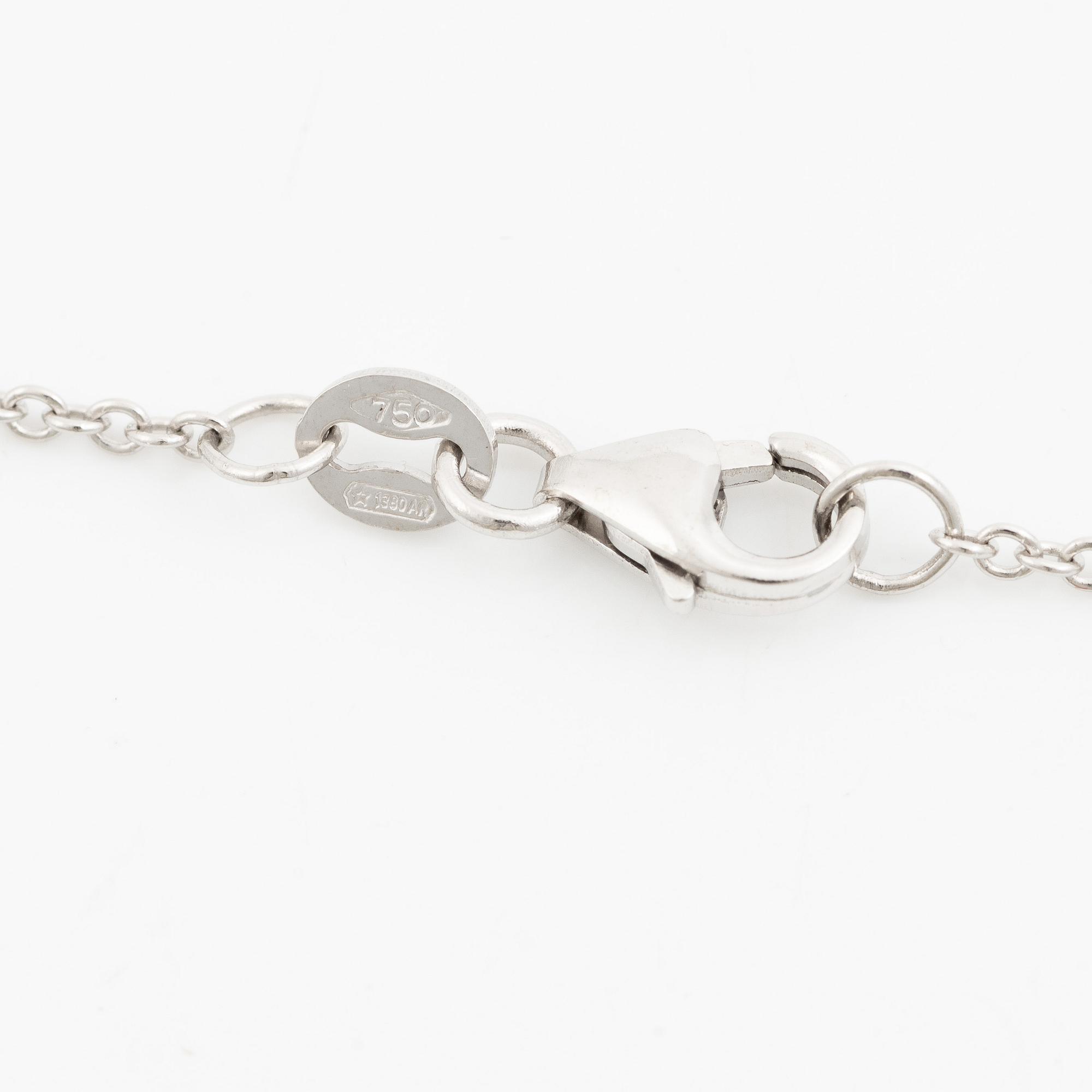 Collier 18K vitguld med droppslipad diamant, medföljande GIA report.