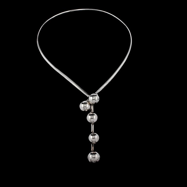 COLLIER, sterlingsilver, importstämplat. Vikt 36 g.
