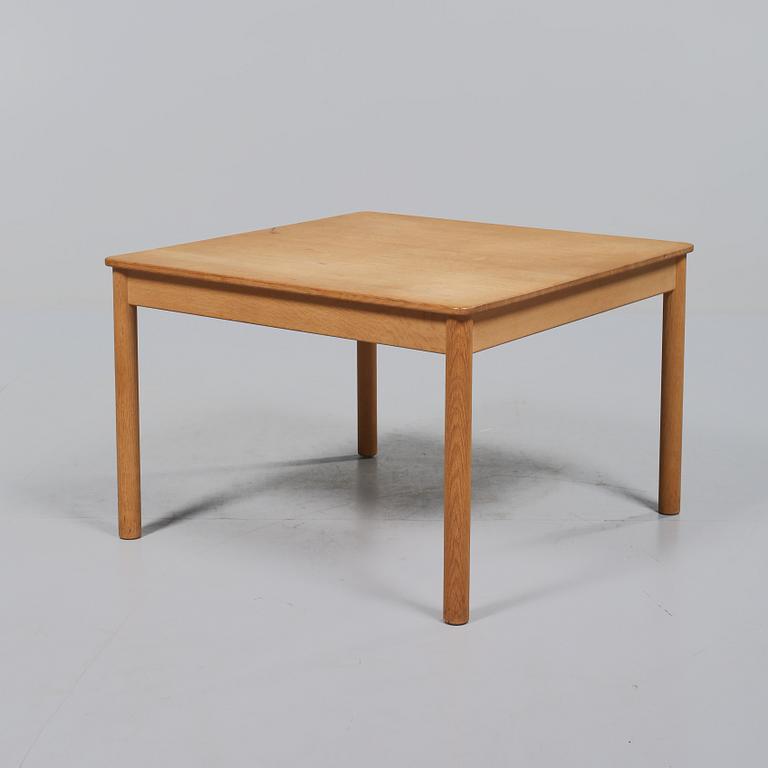 SOFFBORD, Borge Mogensen, Fredericia Stolefabrik, Danmark, 1900-talets andra hälft.