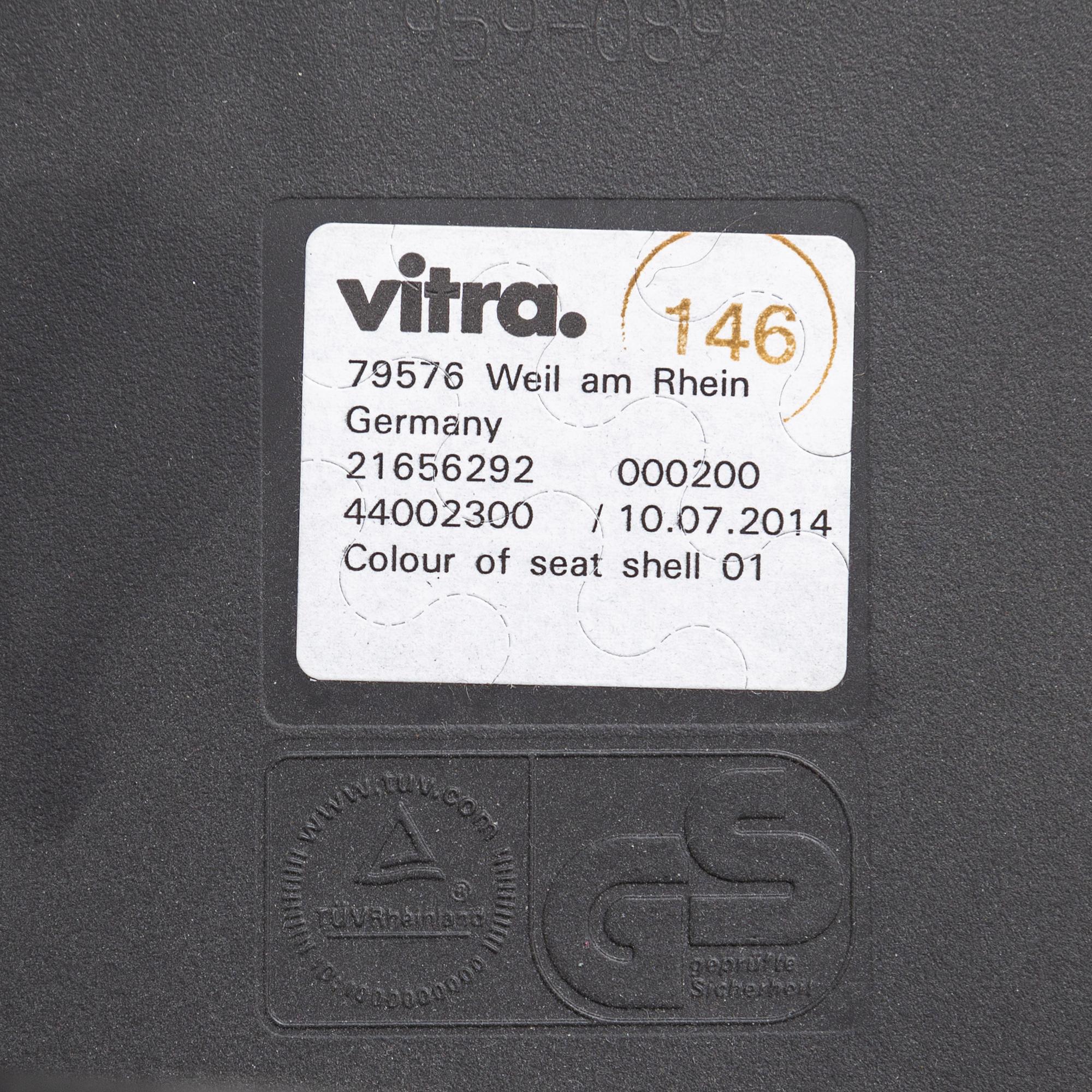 CHARLES & RAY EAMES, stolar, 6 st, "Plastic chair", Vitra.