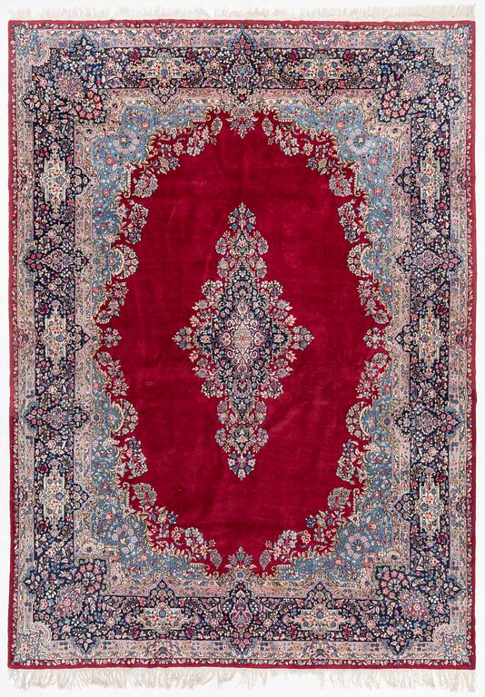 Kirman, salon carpet, approx. 420 x 300 cm.