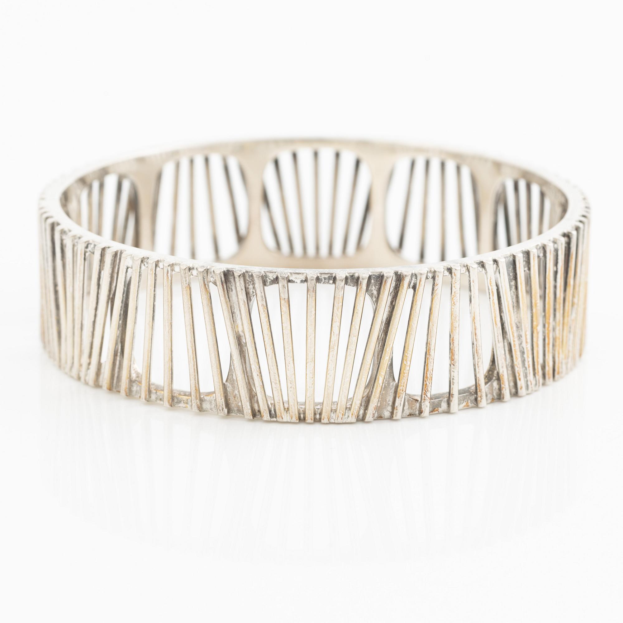 Arm ring, Bent Knudsen, silver, Denmark.