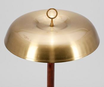 SKRIVBORDSLAMPA, mässing och trä, 1900-tal.