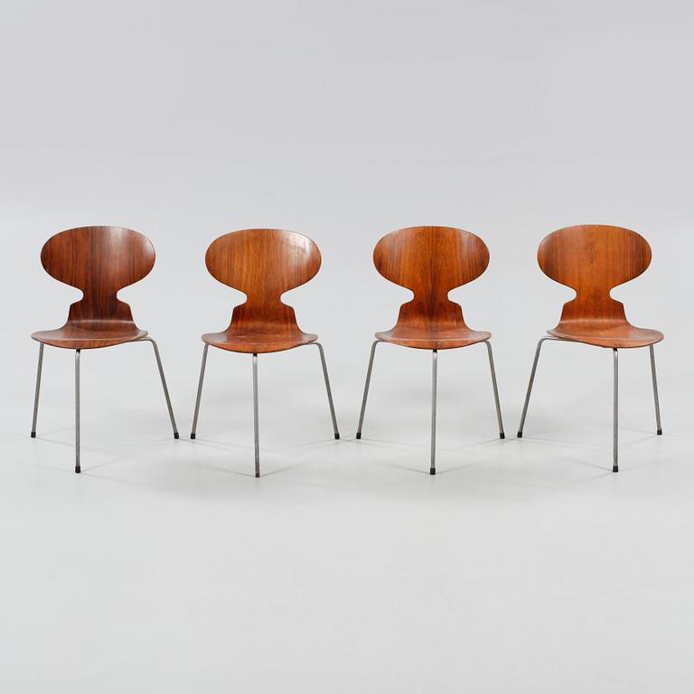 ARNE JACOBSEN, stolar, 4 st, "Myran", Fritz Hansen, 1900-talets mitt. CITES-intyg medföljer.