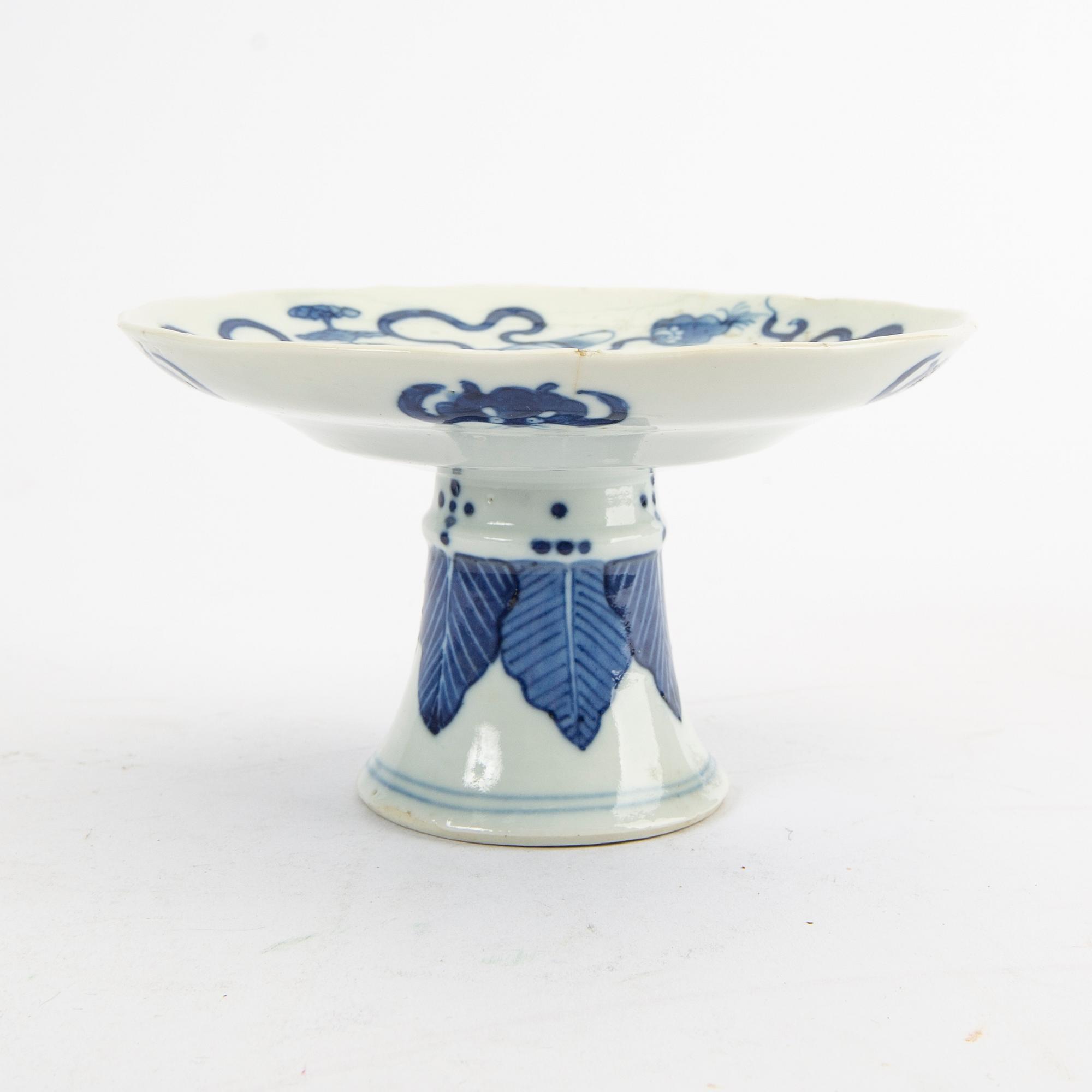 A Chinese blue and white 19th century stemcup.