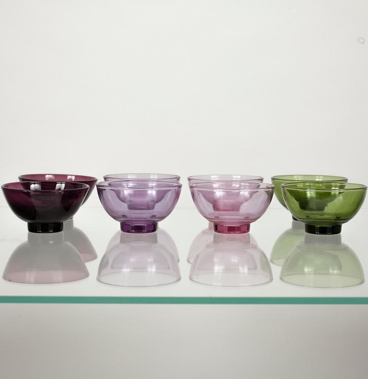 DESSERTSKÅLAR, 8 st, glas, Karhula-Iittala, 1900-talets mitt.