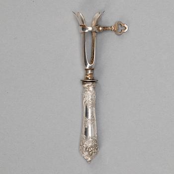 LAMMKOTLETTSHÅLLARE, 6 stycken, silver och stål, Frankrike, 1800-talets slut.