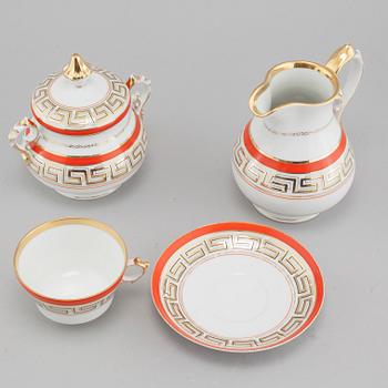 Eleven pieces of porcelain tabel ware, by Fischer and Mieg, second half of the 19th cenutry.