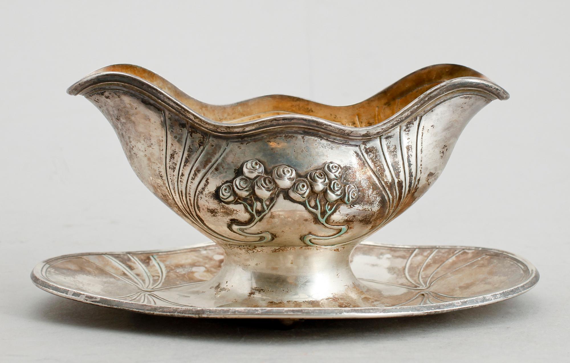 SÅSSKÅL, silver, 1911, Danmark. Vikt ca 373 g.