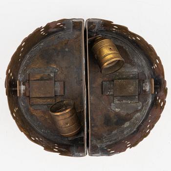 A Swedish Modern glass wall lamp, first half of the 20th Century.