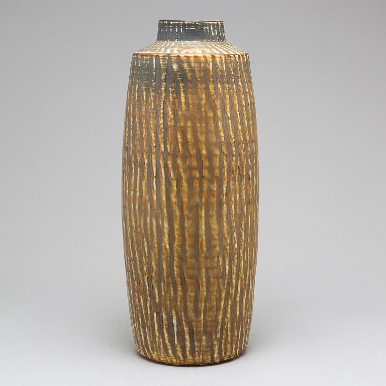 GUNNAR NYLUND, a large 'Rubus' stoneware vase from Rörstrand.
