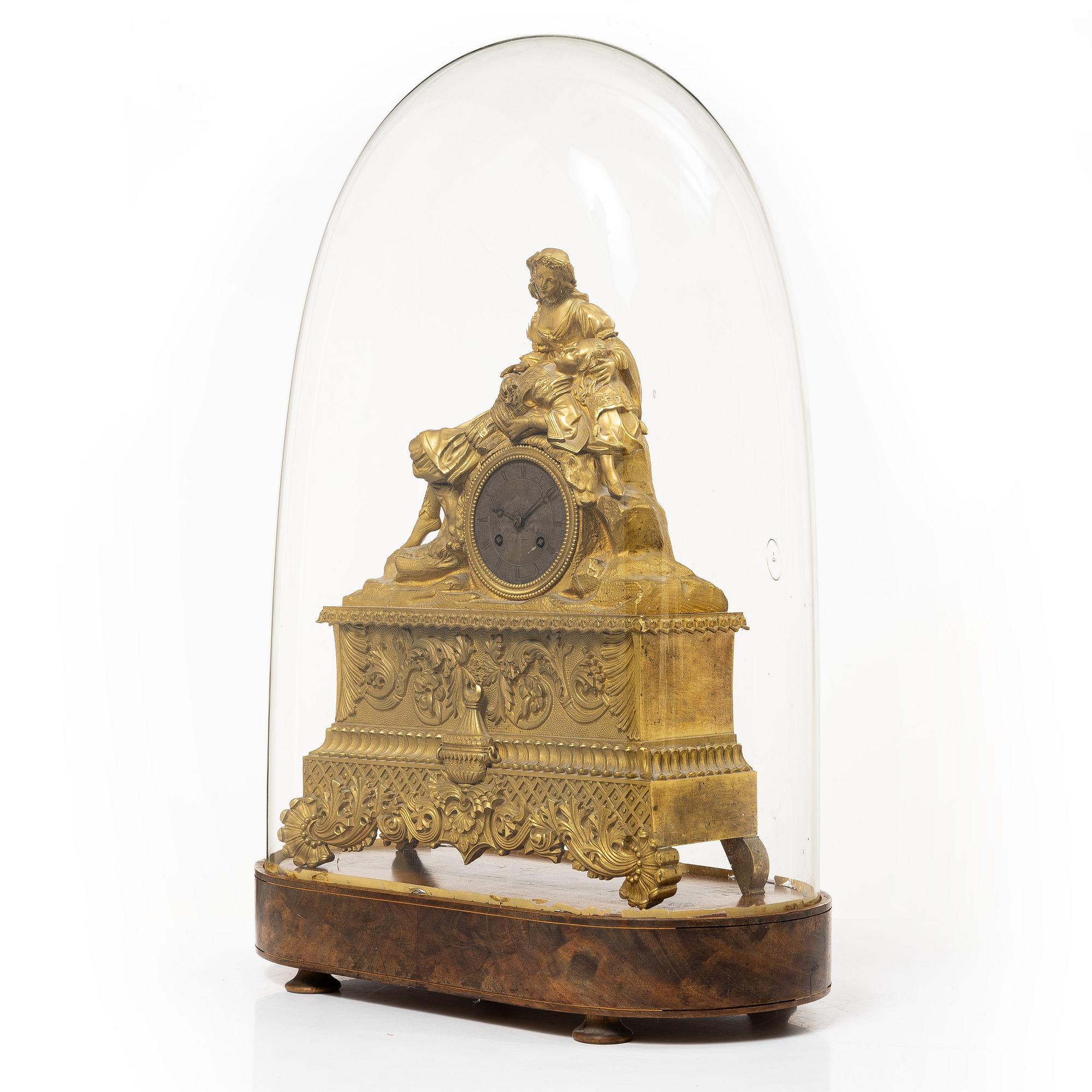 Table pendulum clock, Neo-Renaissance, mid-19th century.