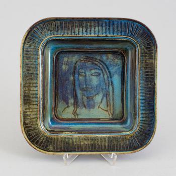 A Wilhelm Kåge 'Farsta' stoneware dish, Gustavsberg Studio, 1946.