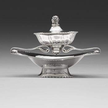 348. Georg Jensen, skål, Köpenhamn ca 1915- 1919, 830/1000 silver.