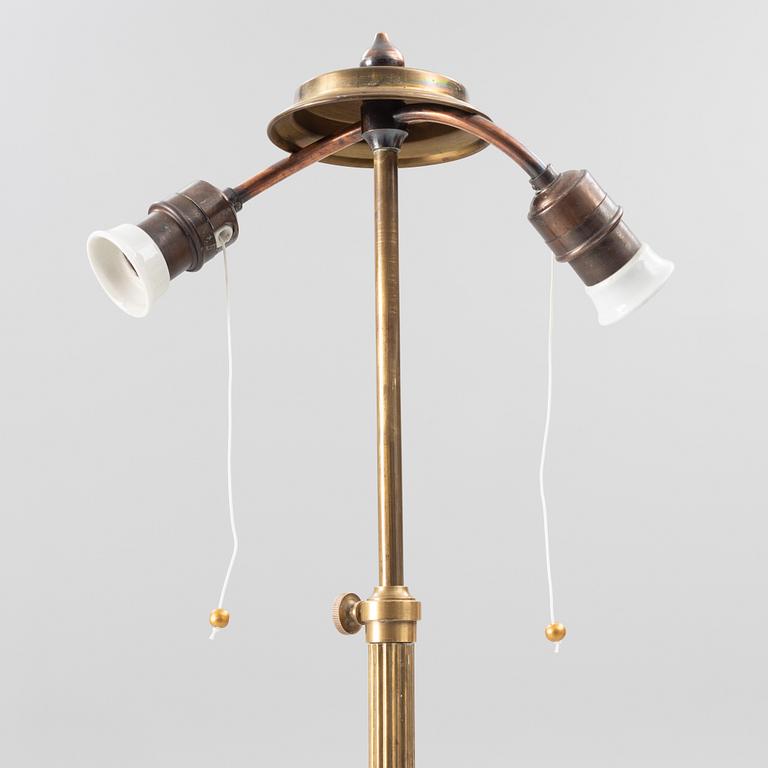 Á floor lamp, 1940s.