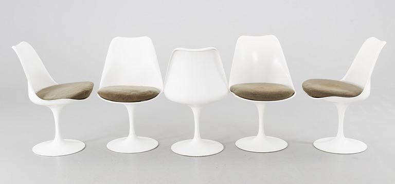 EERO SAARINEN, FIVE CHAIRS , "Tulip", Knoll International, USA.