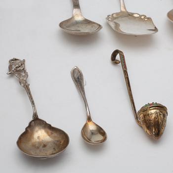 PARTI SILVER, 10 + 2, bland annat ett par dosor från 1849. Vikt ca 600 gram.