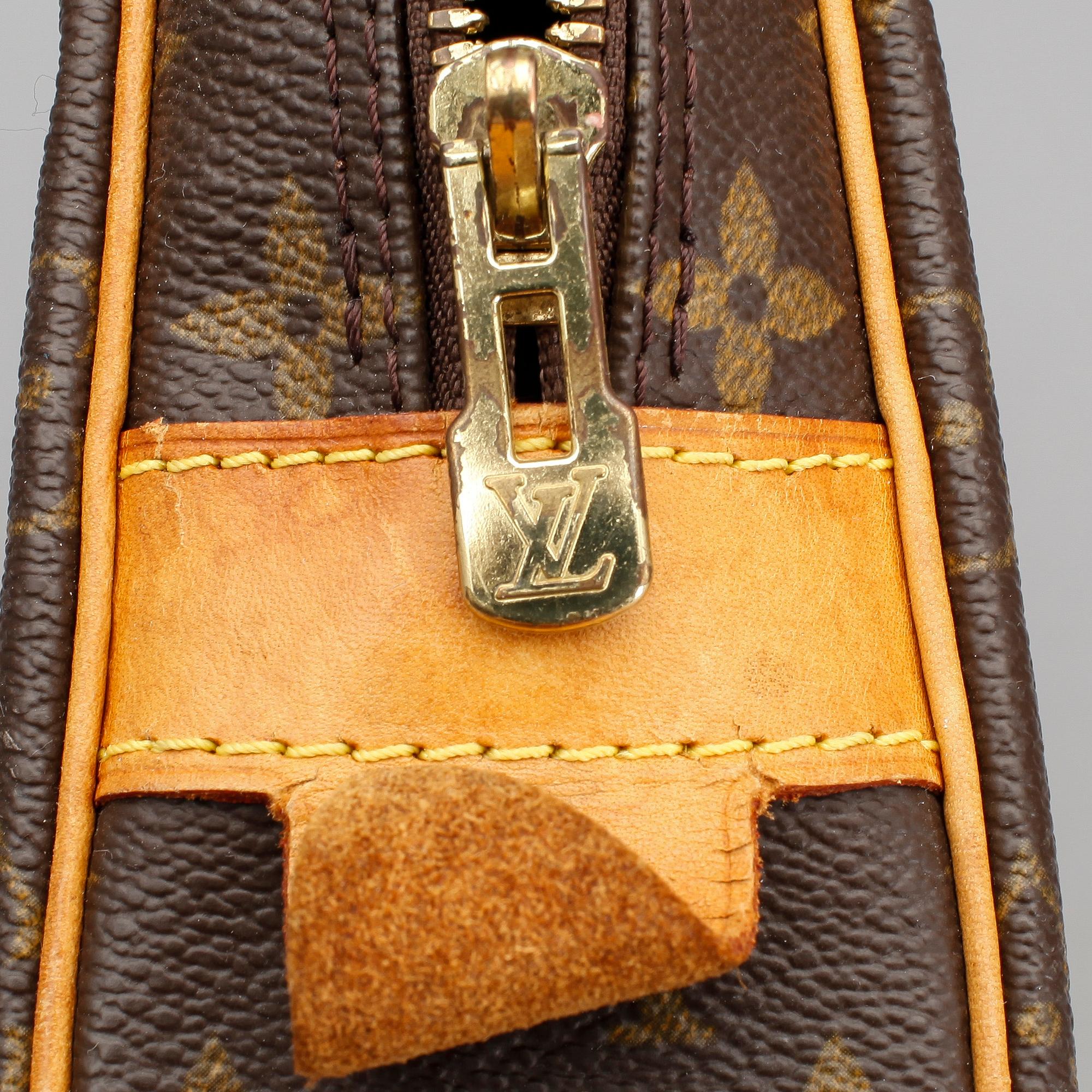 PORTFÖLJ, Louis Vuitton, "Porte Documents Voyage".