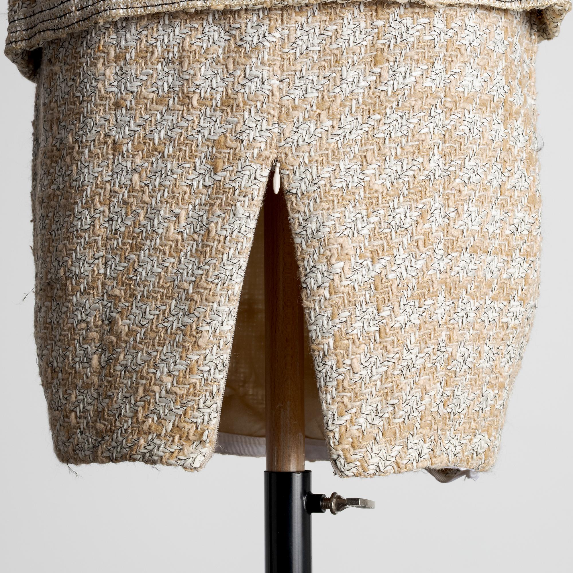 Chanel, suit, two-piece, vintage. Size Fr 36.