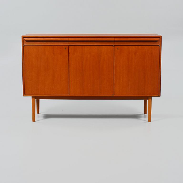 SIDEBOARD, Bertil Fridhagen, Bodafors, 1964.