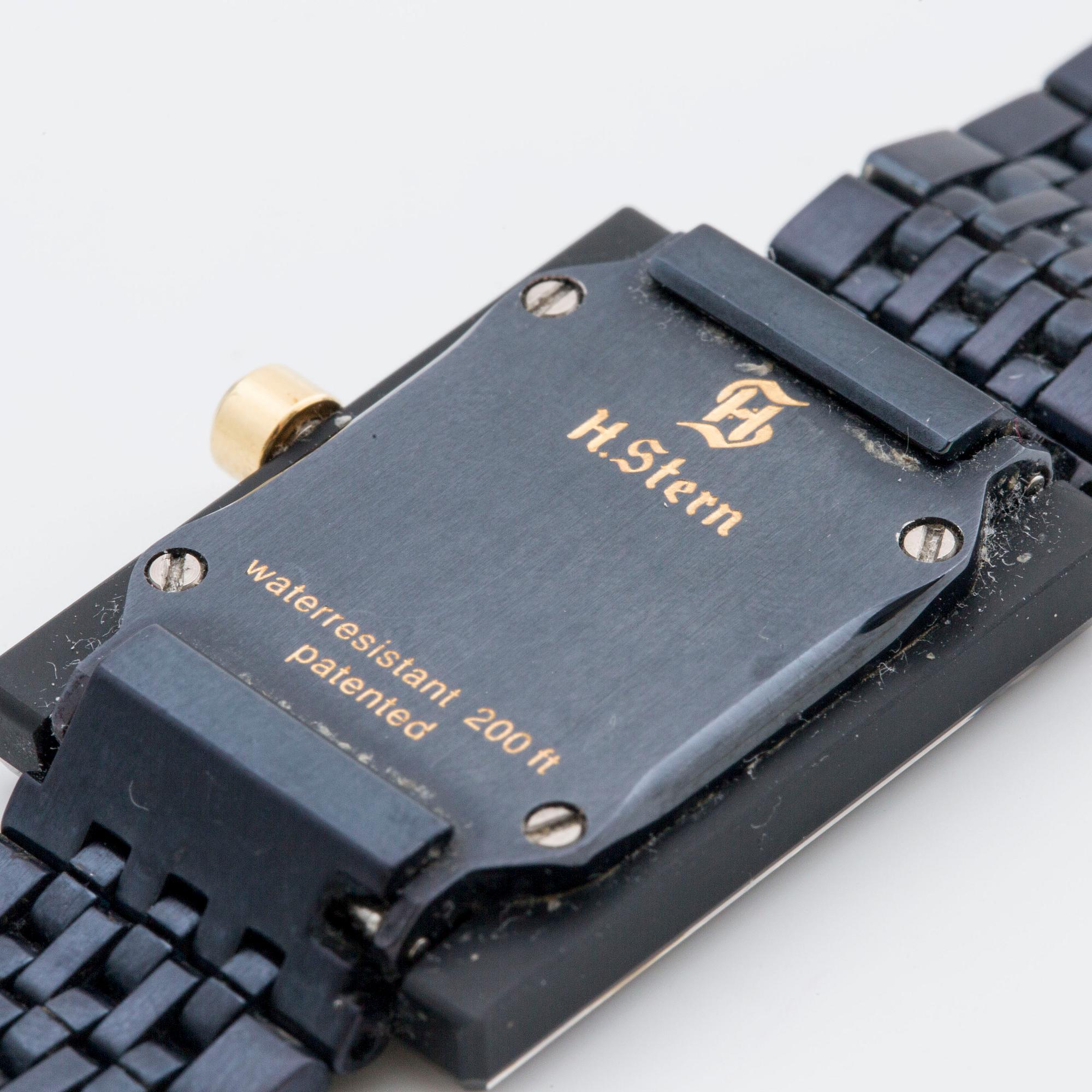 WRISTWATCH, H Stern, Sapphire collection, 19 x 25 mm, ceramik bracelet, original box, case and certificate.