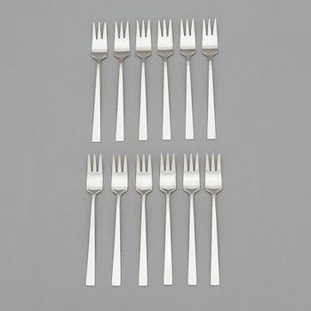 Bertel Gardberg, bestickuppsättning, 157 delar, sterlingsilver, "Birgitta", Kultateollisuus, Åbo 1991-2001.