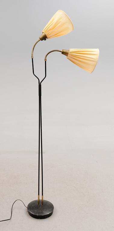 GOLVLAMPA, 1900-talets mitt.